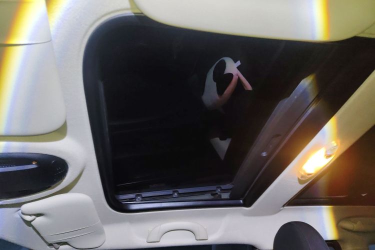 MINI Clubman 2011款 1.6L COOPER Fun中控内饰22