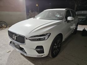 沃尔沃XC60 2025款 B5 四驱智逸豪华版