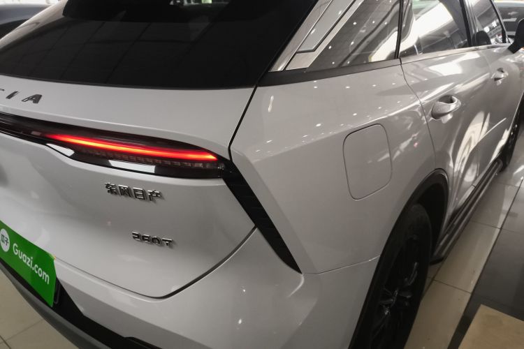 启辰大V 2021款 260T 爱豆版车身外观9