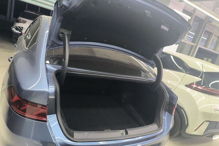 比亚迪 秦PLUS 2024款 荣耀版 DM-i 55KM领先型机舱底盘23