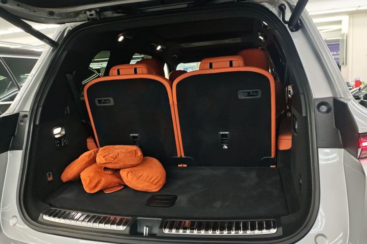 理想汽车 理想L9 2022款 Max机舱底盘23