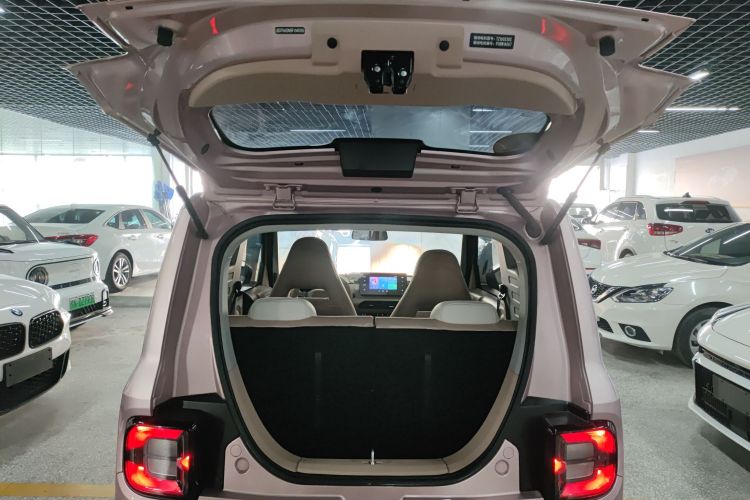 吉利银河 2023款 熊猫mini 200km 耐力熊机舱底盘23