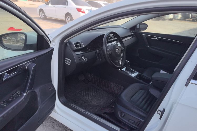 大众 迈腾 2013款 1.8TSI 豪华型中控内饰20