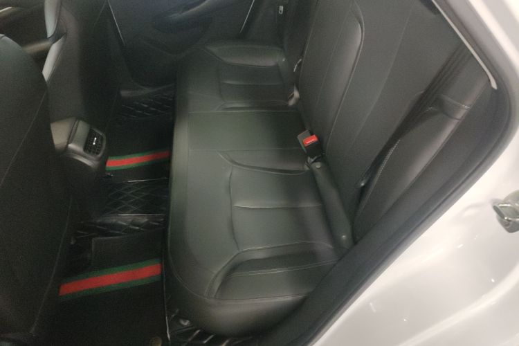 别克 英朗 2021款 1.3T 自动轻混动精英型中控内饰21