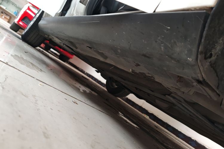 福特 福克斯 2018款 两厢经典 1.6L 自动风尚型智行版局部细节9001