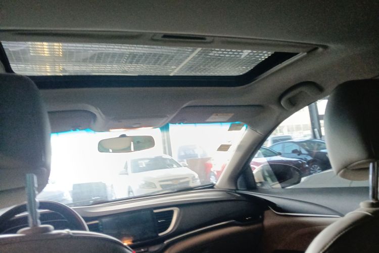 别克 英朗 2016款 15N 手动精英型中控内饰22