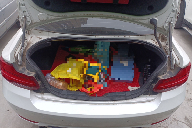 宝马2系(进口) 2018款 220i 运动设计套装中控内饰23