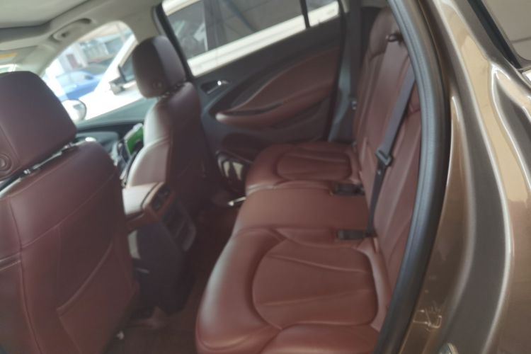 别克 昂科威 2018款 28T 四驱精英型中控内饰21