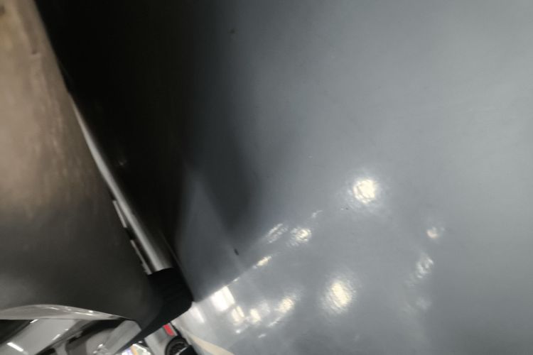 特斯拉 Model Y 2022款 长续航全轮驱动版局部细节9001