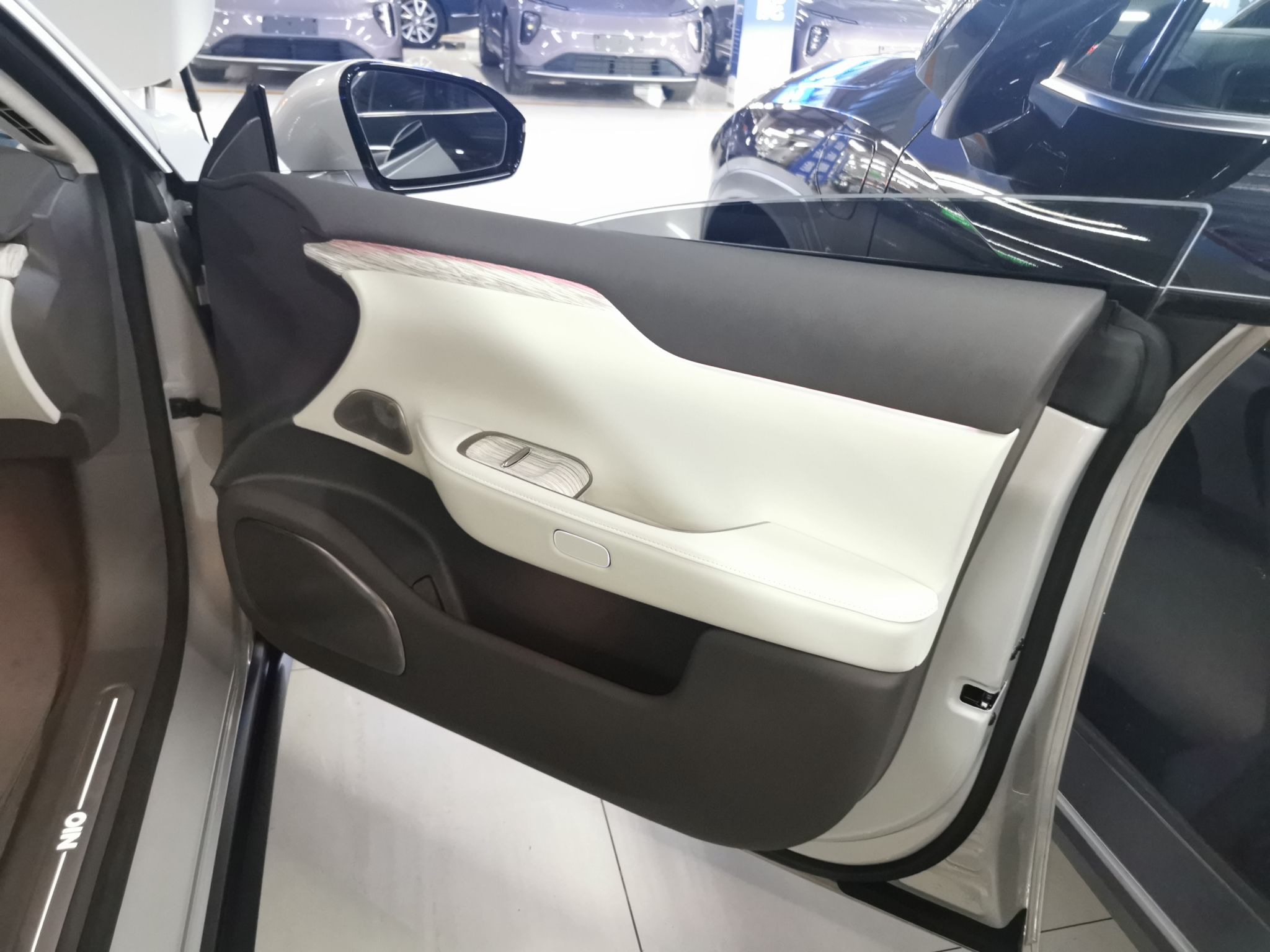 蔚来ET7 2023款 100kWh 签名版