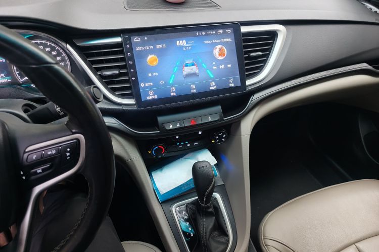 别克 英朗 2018款 15T 双离合精英型 国V中控内饰16