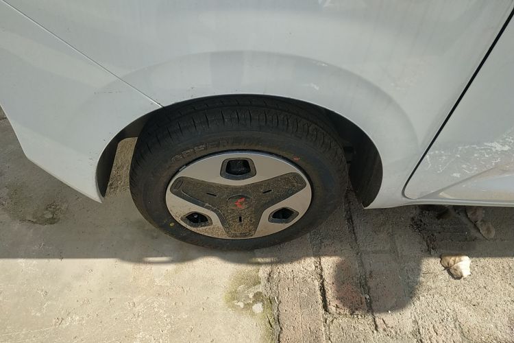 五菱汽车 五菱之光新能源 2025款 305km 进取型车身外观6008