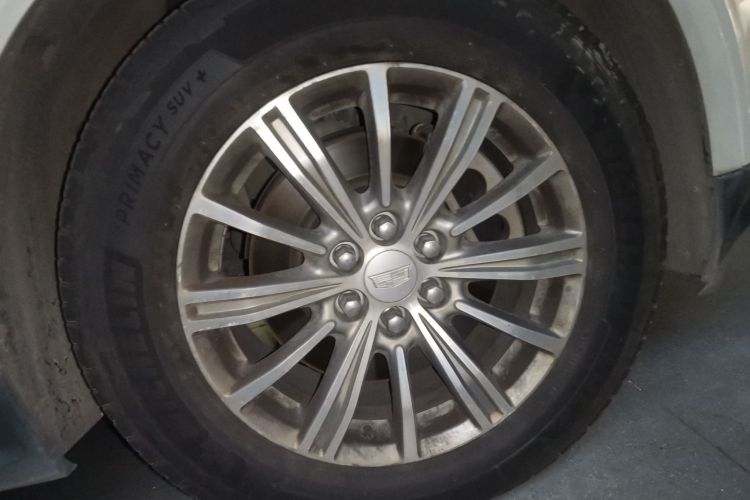 凯迪拉克XT5 2017款 周年庆版 25T 豪华型车身外观10