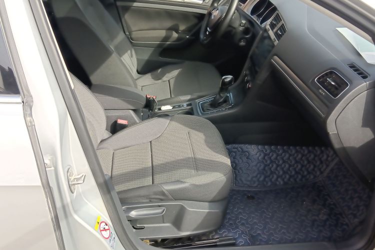 大众 高尔夫 2015款 1.6L 自动舒适型局部细节41