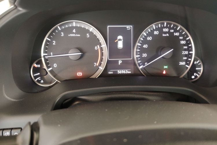 雷克萨斯RX 2020款 改款 300 两驱精英版中控内饰15