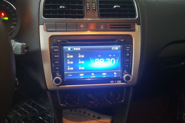 大众 Polo 2014款 1.6L 自动舒适版局部细节16