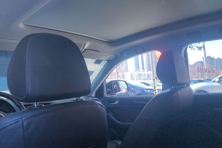 奥迪Q5 2017款 Plus 40 TFSI 技术型局部细节22