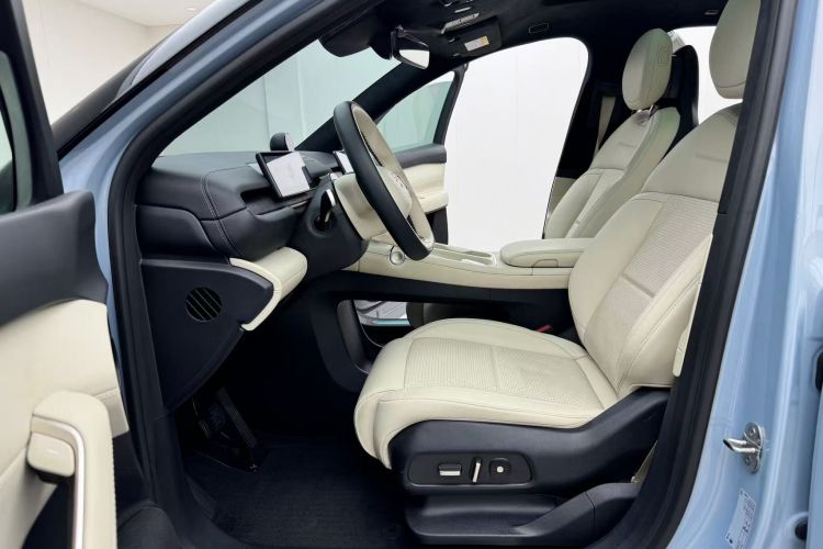 蔚来ES6 2023款 75kWh中控内饰19