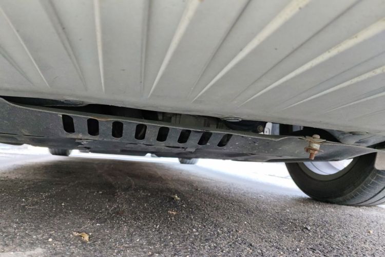 别克GL6 2019款 18T 6座互联尊贵型 国VI局部细节9008