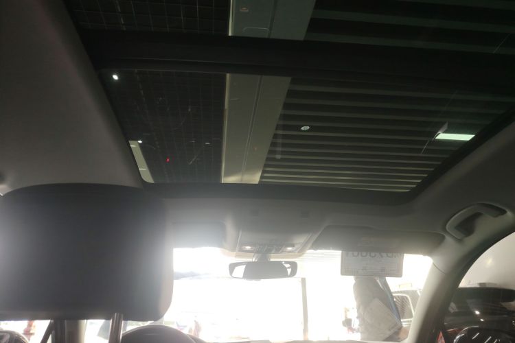 大众 迈腾 2017款 330TSI DSG 豪华型中控内饰22