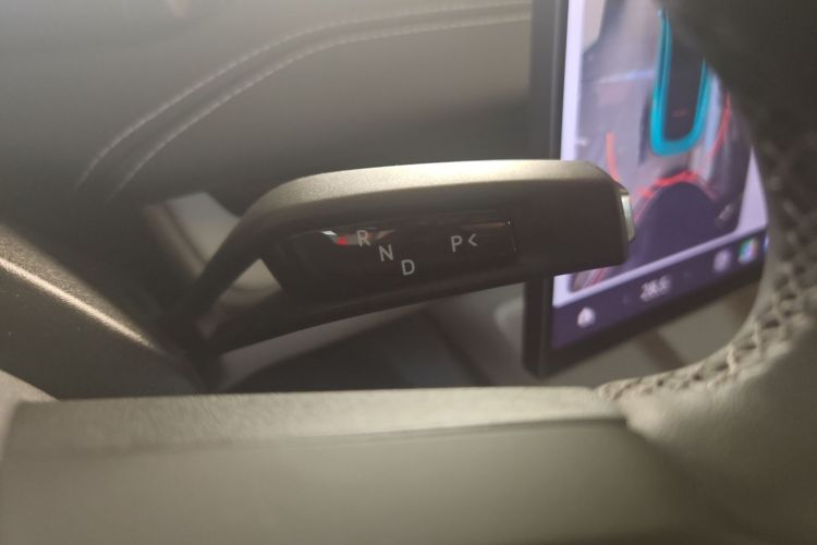 小米汽车 小米SU7 2024款 后驱长续航智驾版中控内饰18