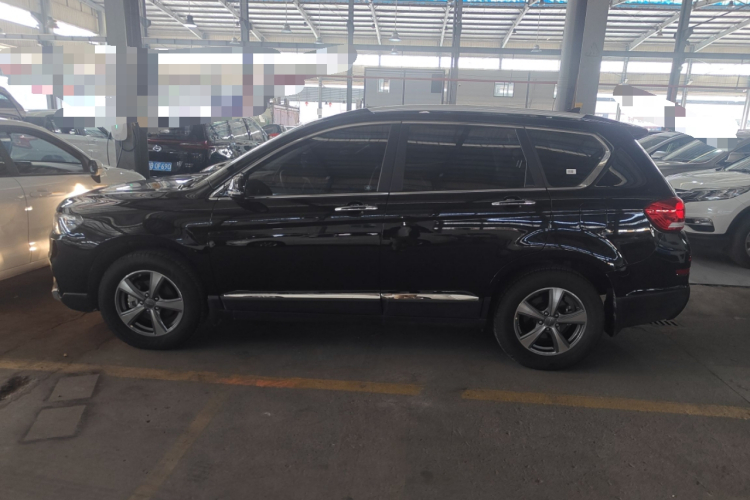 哈弗H6 2017款 蓝标 运动版 1.5T 手动两驱精英型车身外观4