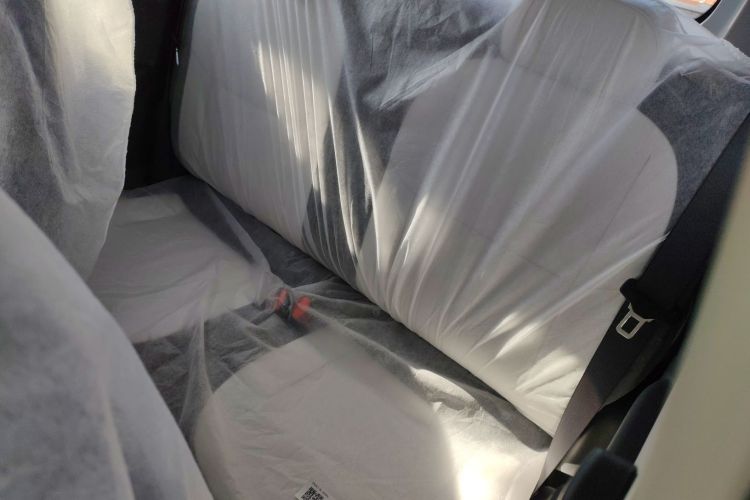 吉利银河 熊猫 2025款 210km 元气熊中控内饰21