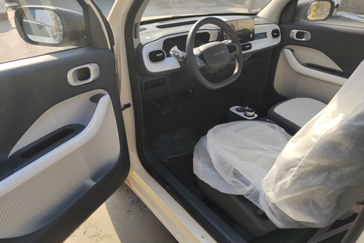 吉利银河 熊猫 2025款 210km 元气熊中控内饰20