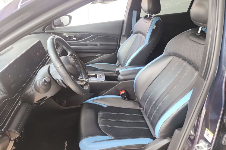 广汽传祺 影豹 2022款 270T DCT J16银河战机版中控内饰19