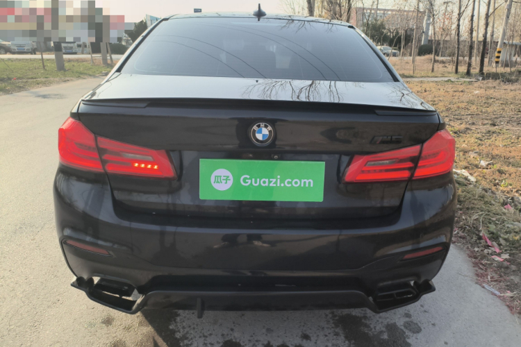 宝马5系 2019款 530Li 领先型 M运动套装车身外观6