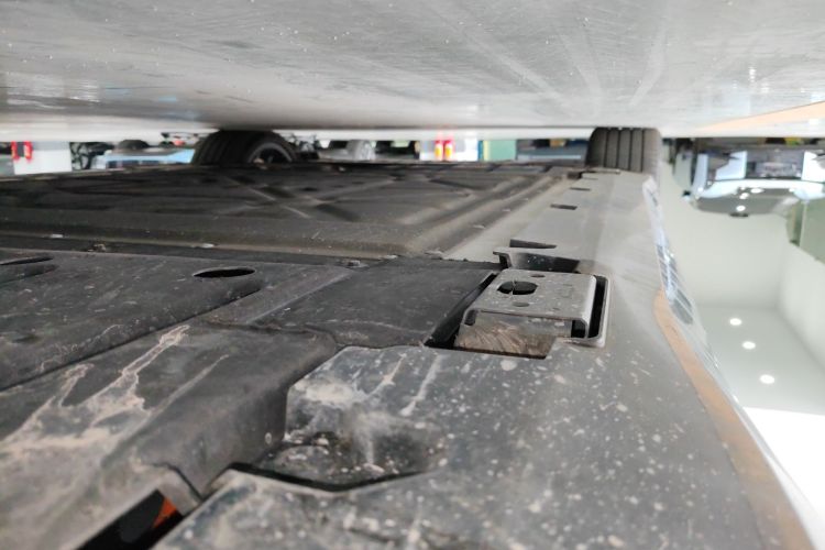 腾势Z9GT 2024款 1100四驱Ultra版局部细节9002