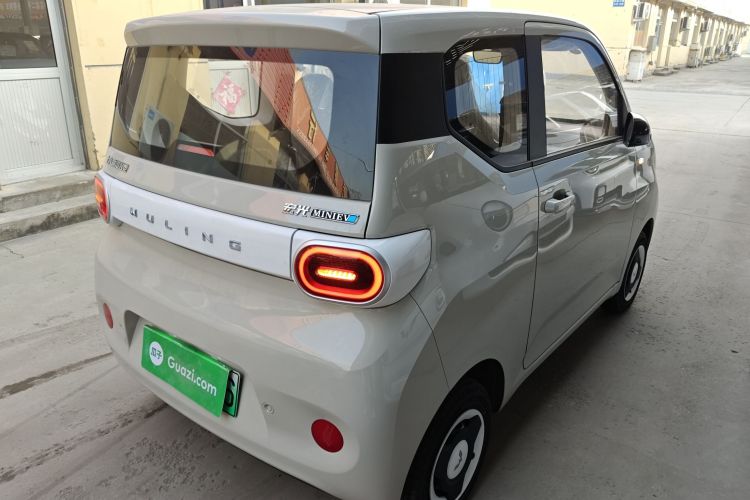 五菱汽车 宏光MINIEV 2024款 第三代 215km 青春版车身外观6005