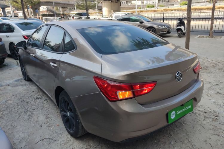 别克 威朗 2017款 三厢 15S 自动进取型车身外观4