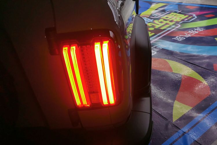 坦克300 2024款 2.0T 征服者车身外观9