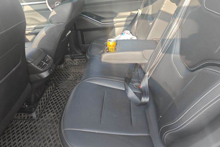 哈弗H6 2021款 第三代 1.5T 自动两驱Pro中控内饰21