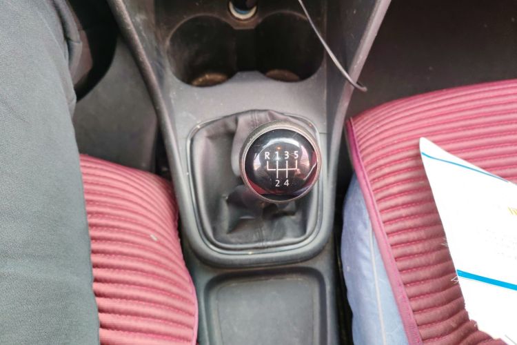 大众 Polo 2016款 1.4L 手动风尚型中控内饰18