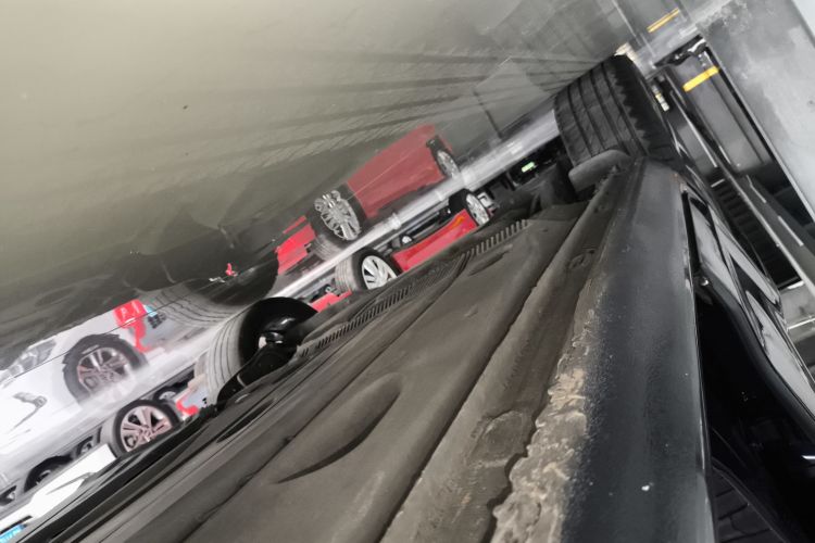 大众 高尔夫 2018款  230TSI 自动豪华型局部细节9001