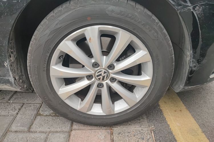 大众 迈腾 2015款 1.8TSI 领先型车身外观10