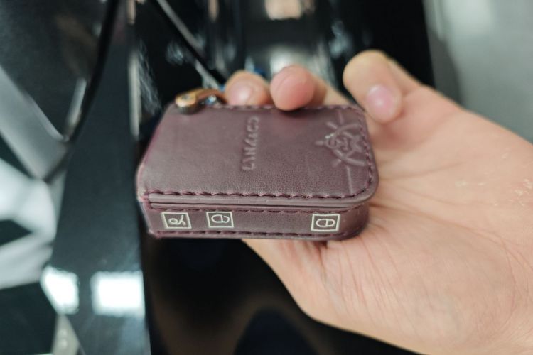 领克09 EM-P 2021款 2.0T PHEV Halo 六座中控内饰11