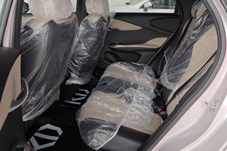 比亚迪 海豚 2025款 智驾版 420km 自由版中控内饰21