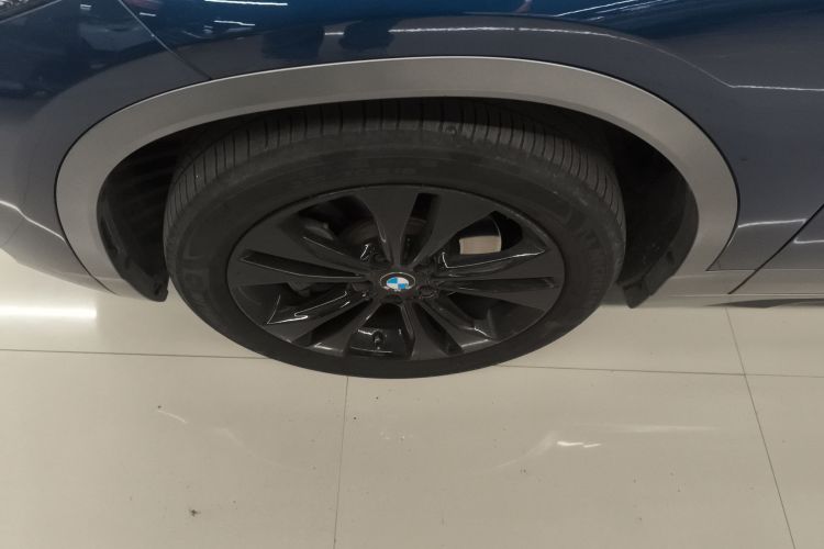 宝马X2 2021款 sDrive25i M越野套装车身外观6007