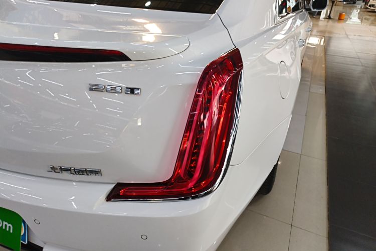 凯迪拉克XTS 2018款 28T 精英型车身外观9
