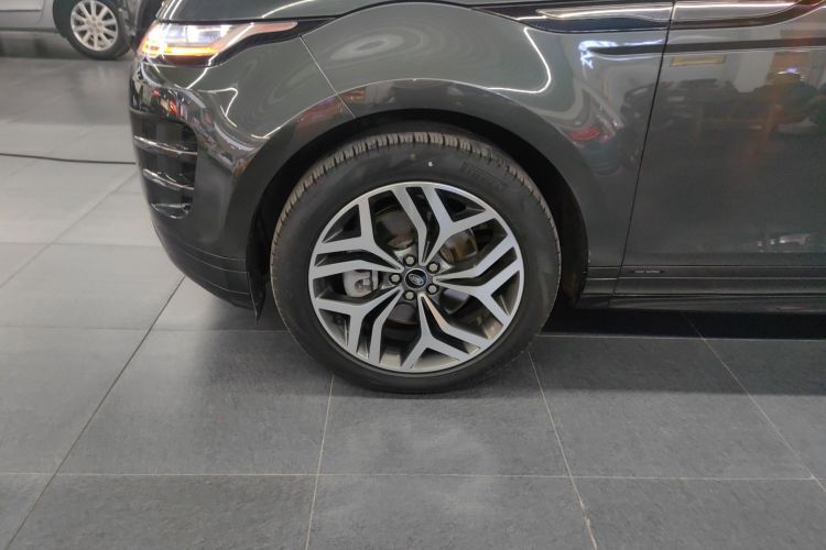 路虎 揽胜极光 2021款 极光L 249PS R-Dynamic First edition 首发版车身外观6007