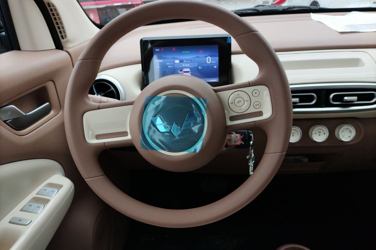 五菱汽车 宏光MINIEV 2025款 四门版 进阶款中控内饰13