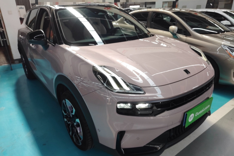 领克06 2023款 Remix 1.5T Shero车身外观3