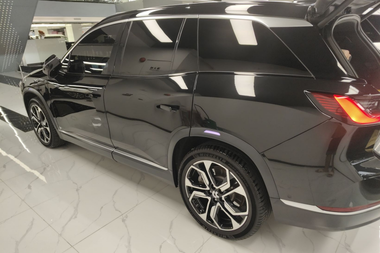 蔚来ES8 2022款 75kWh 六座版车身外观6003