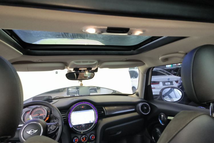 MINI 2016款 2.0T COOPER S 五门版局部细节22