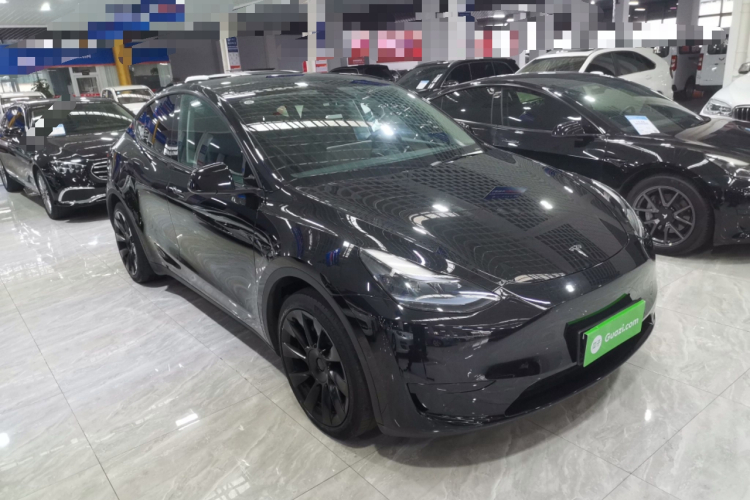 特斯拉 Model Y 2022款 改款 后轮驱动版车身外观3