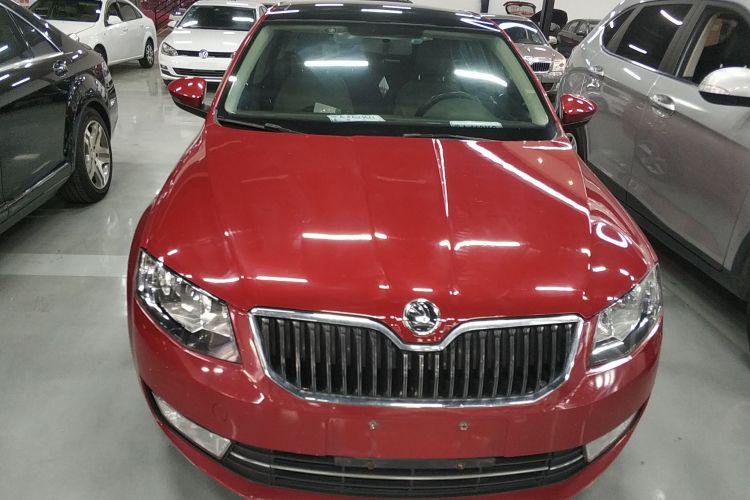 斯柯达 明锐 2015款 1.4TSI 手动逸俊版车身外观2