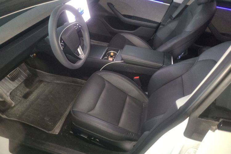 特斯拉 Model 3 2023款 后轮驱动版局部细节19